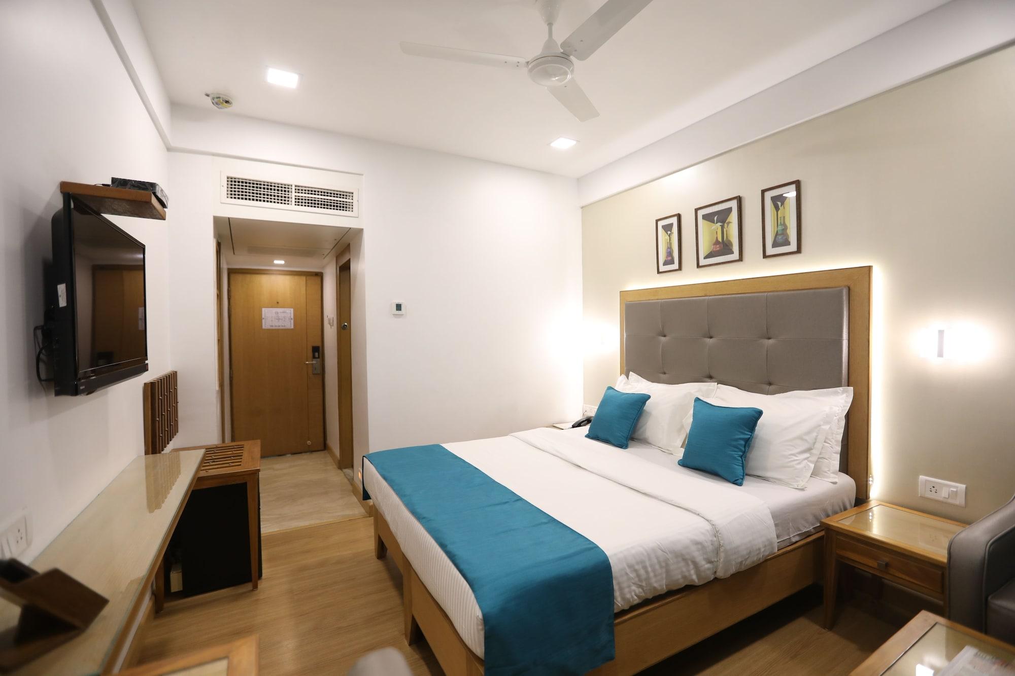 Citizen Hotel Мумбаи Экстерьер фото
