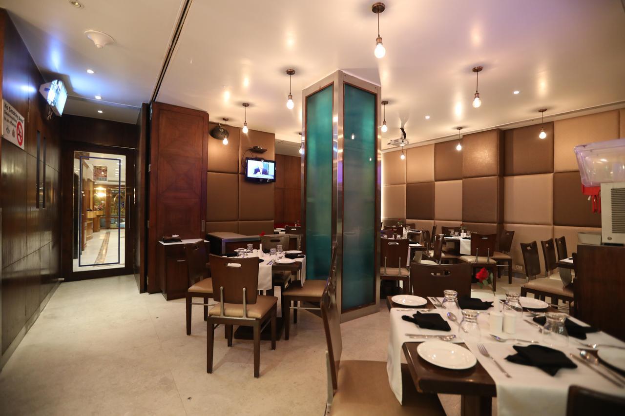 Citizen Hotel Мумбаи Экстерьер фото